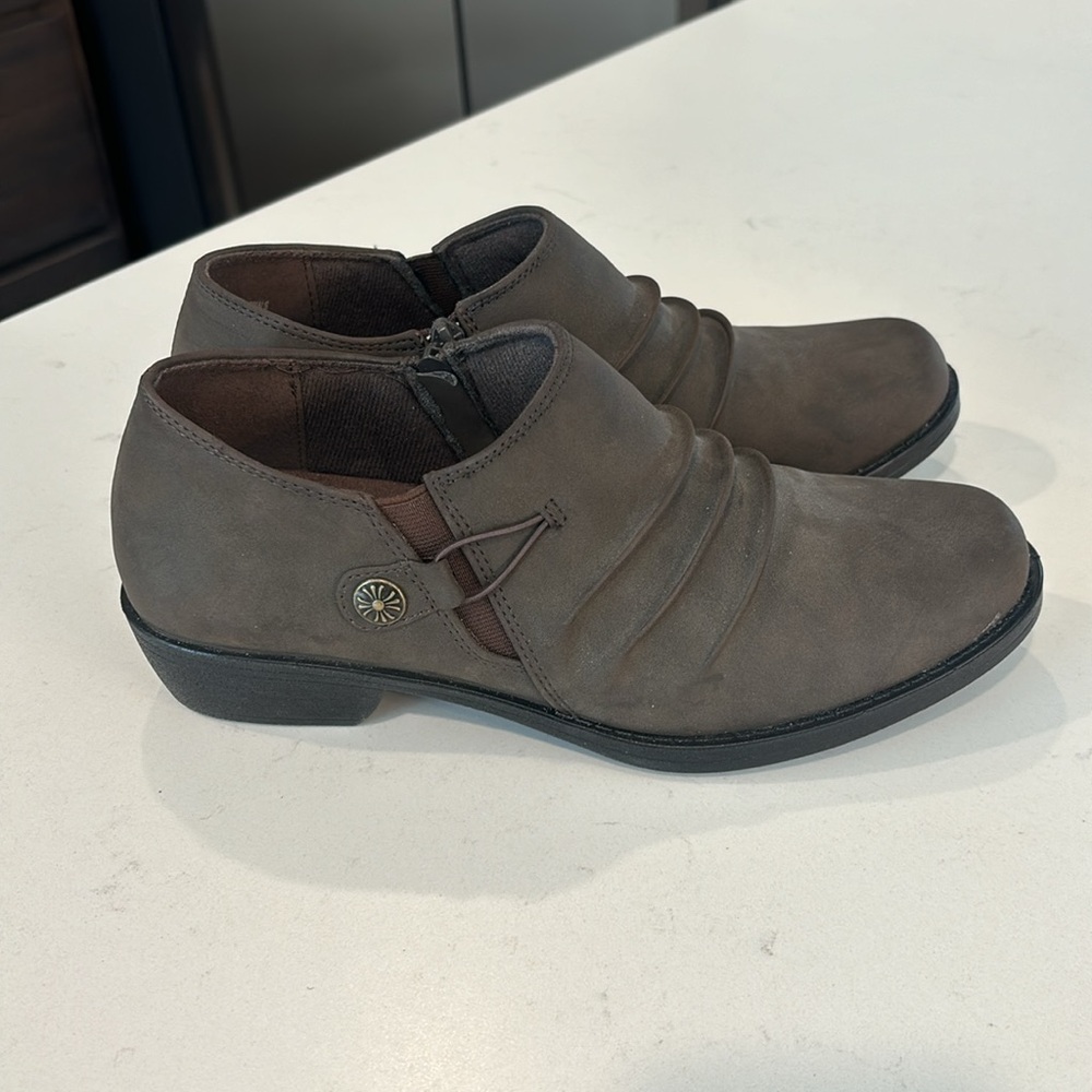 NWOT, Ankle Boots, Wide